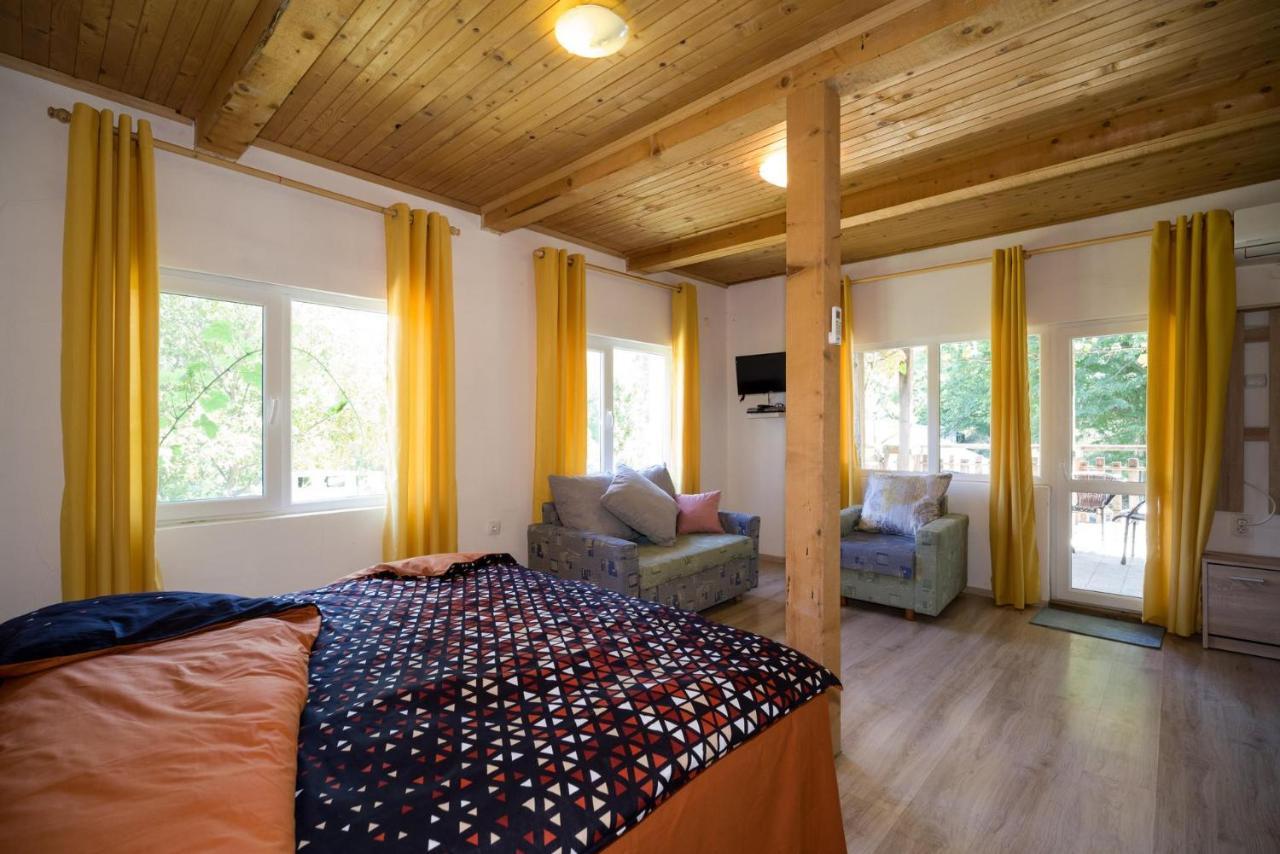 Lodge рибарник Forest мagic