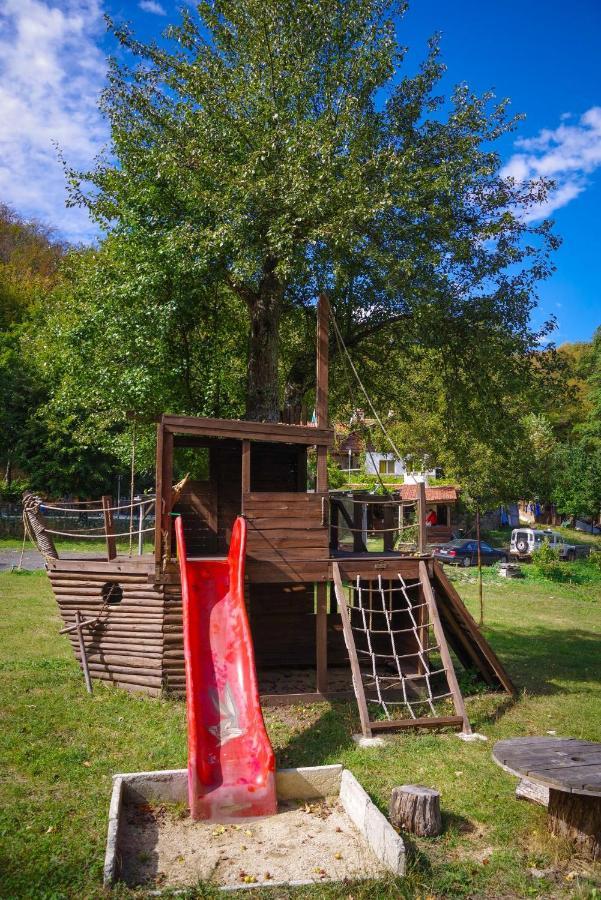 рибарник Forest мagic
