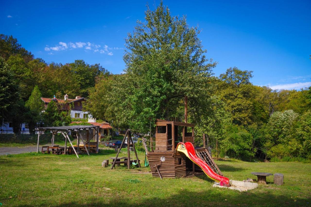 рибарник Forest мagic Lodge